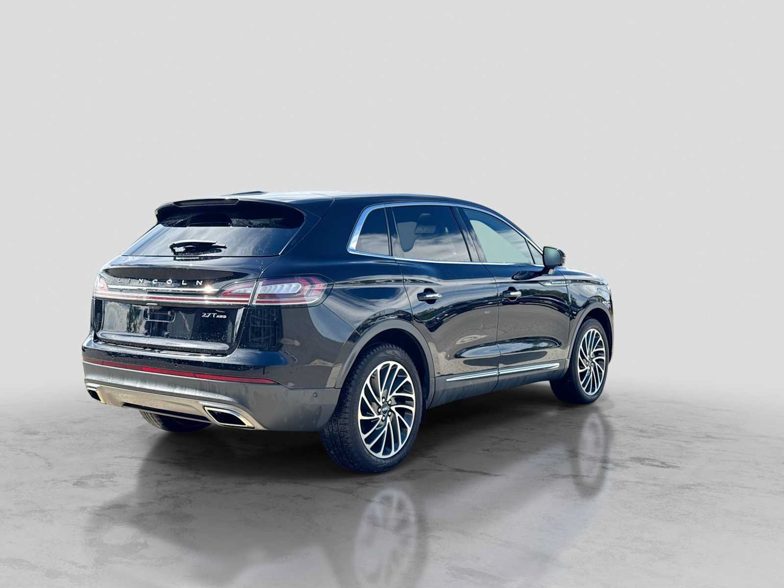 Used 2019 Lincoln Nautilus Reserve AWD/4WD image 6