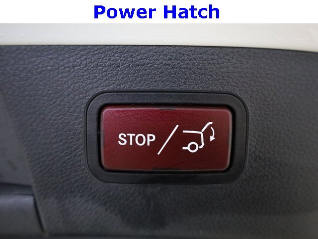 Used 2020 Mercedes-Benz GLA 250 4MATIC image 38