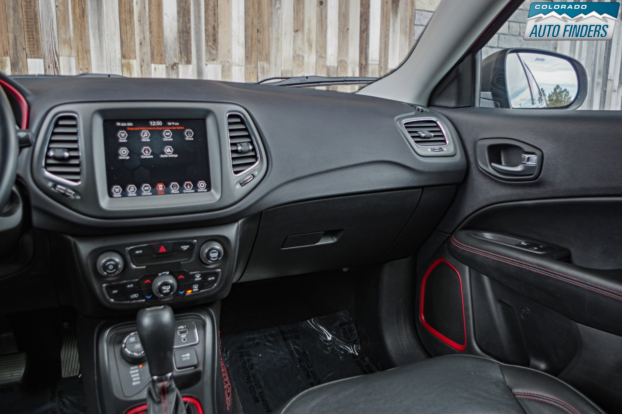 Used 2020 Jeep Compass Trailhawk AWD/4WD image 17