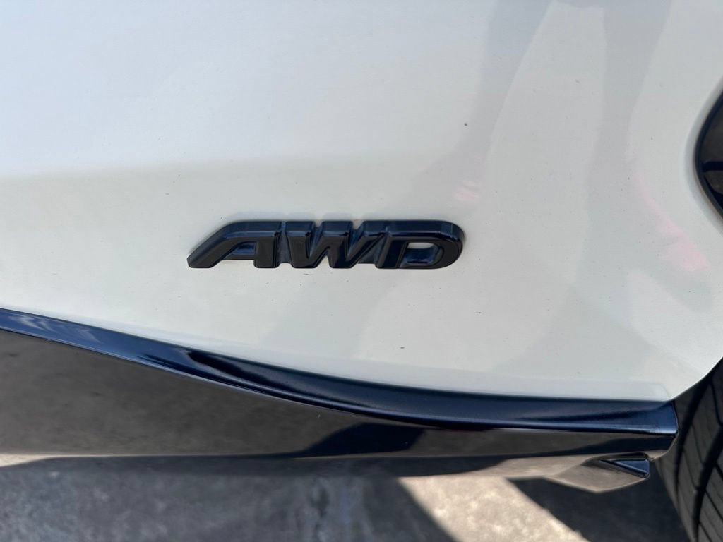 Used 2024 Toyota RAV4 XSE AWD/4WD image 10