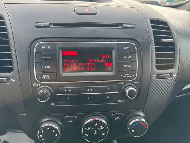 Used 2015 Kia Forte EX image 23