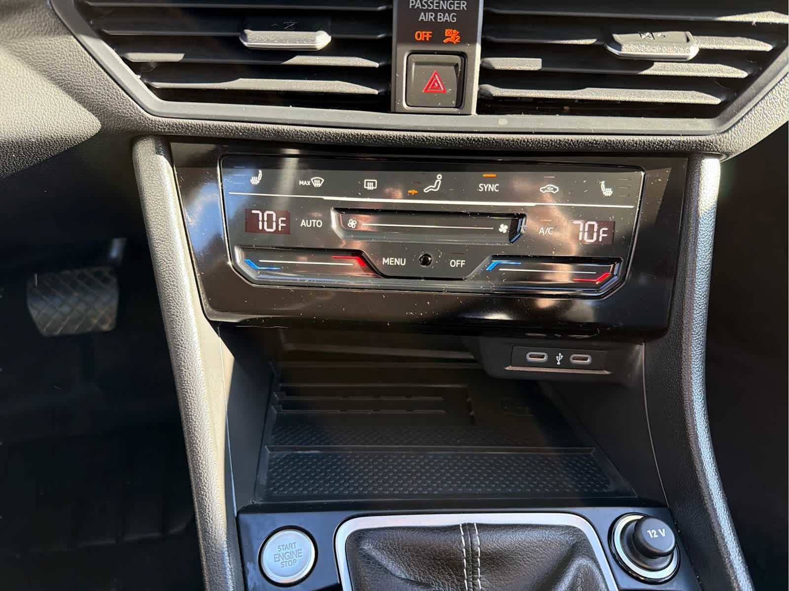 Certified 2025 Volkswagen Jetta SE image 25