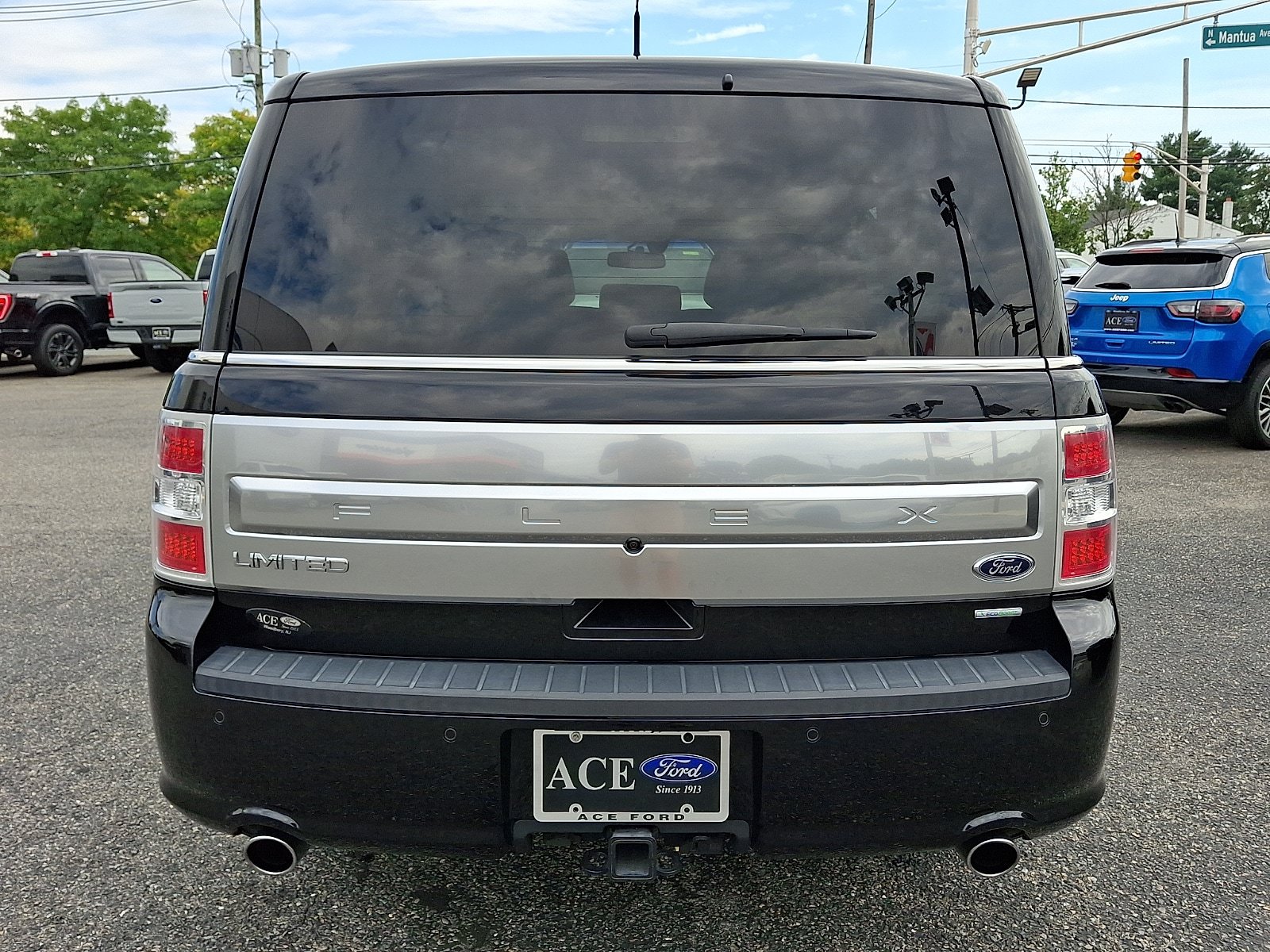 Used 2019 Ford Flex Limited w/ Equipment Group 303A AWD/4WD image 5