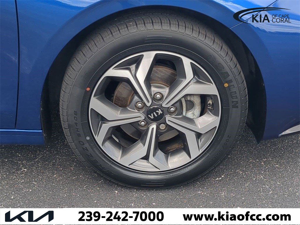Used 2020 Kia Forte LXS image 11