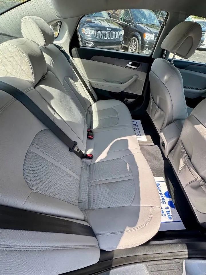 Used 2016 Hyundai Sonata SE image 8
