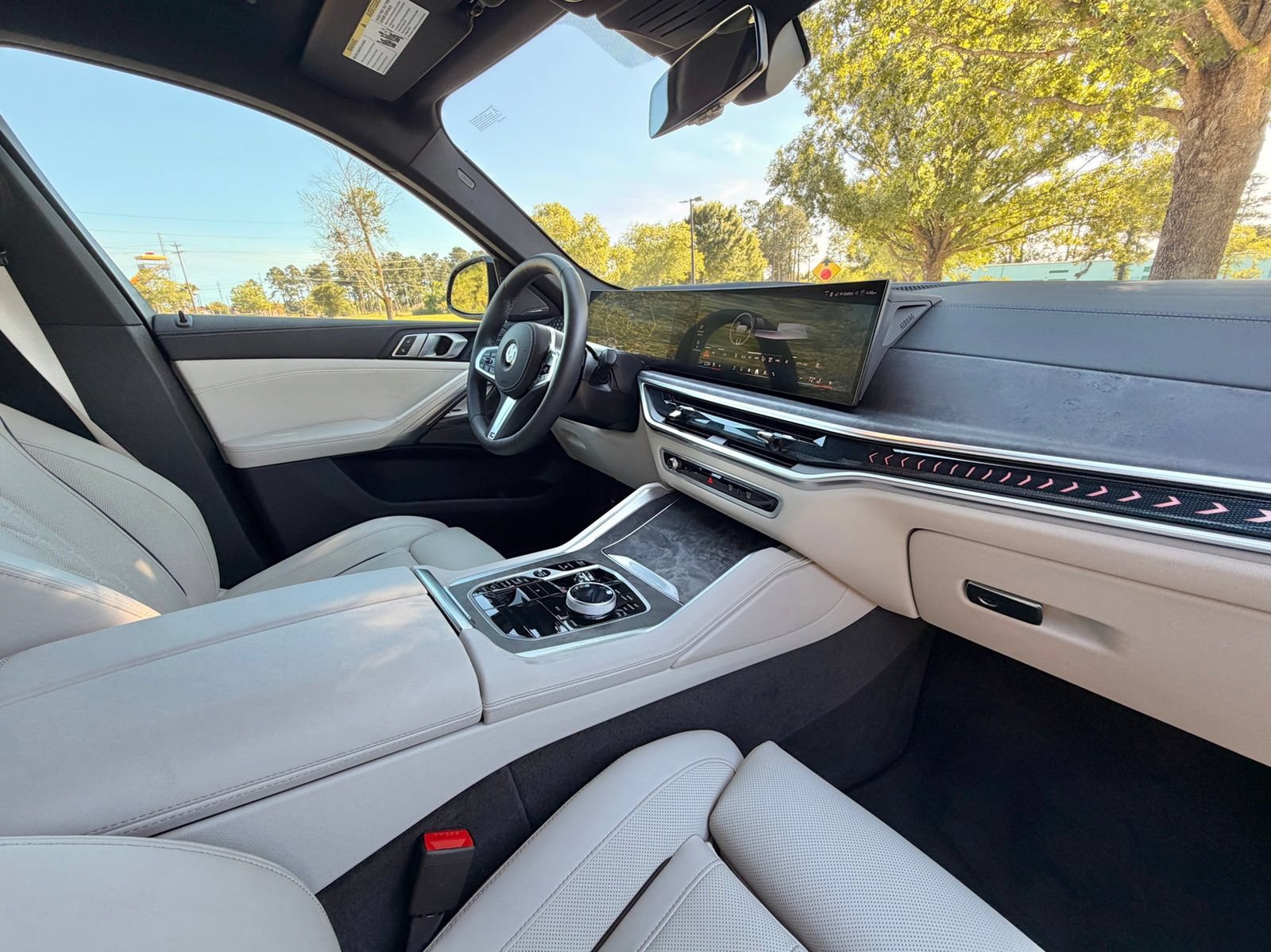Used 2026 BMW X6 xDrive40i w/ Executive Package AWD/4WD image 21