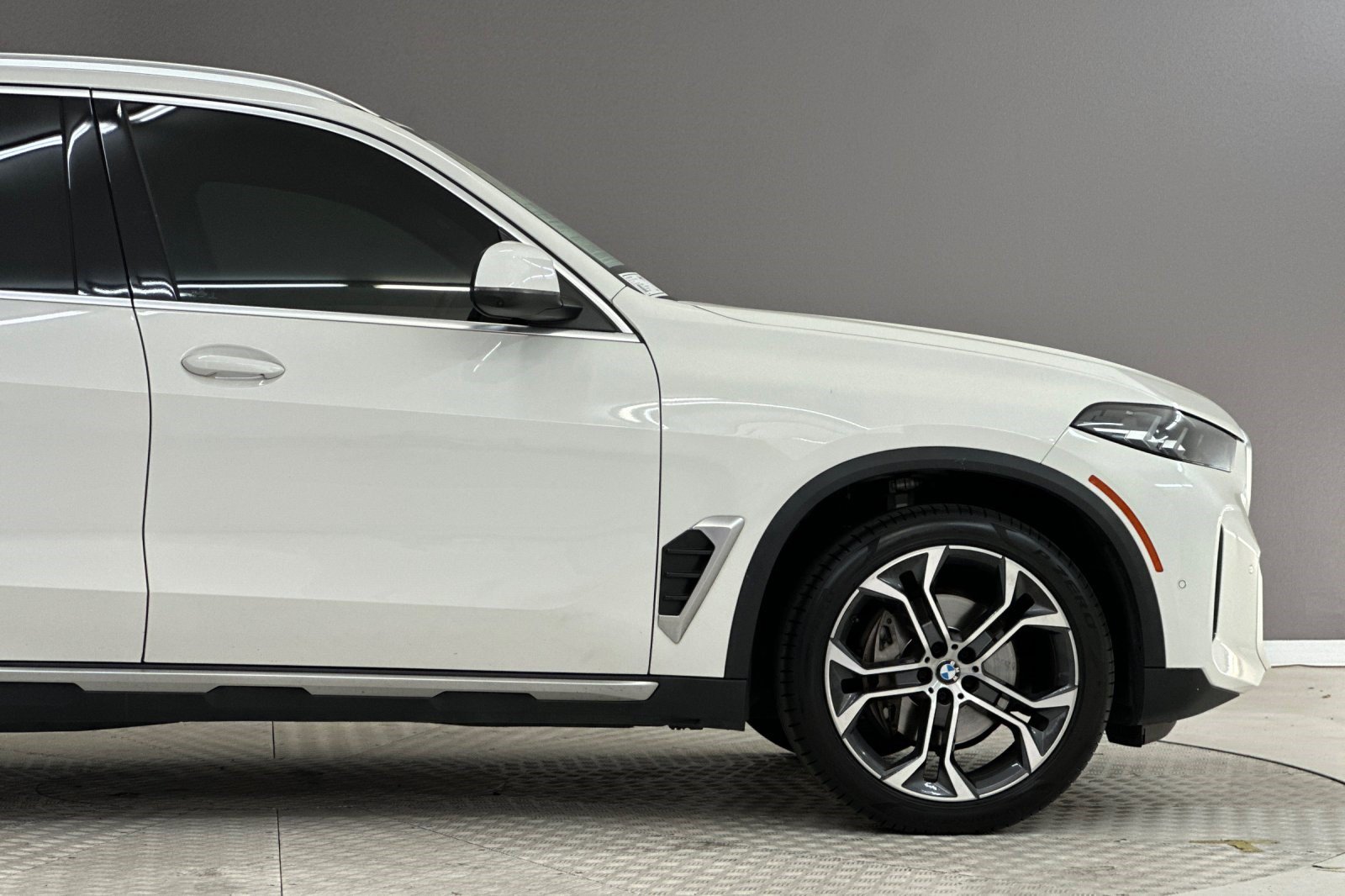 Certified 2024 BMW X5 sDrive40i w/ Parking Assistance Package RWD image 35