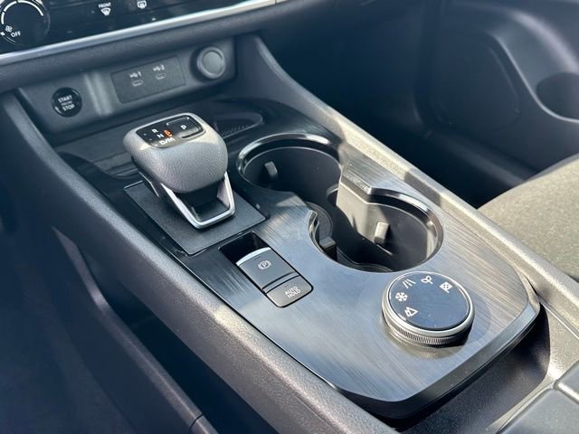 Certified 2025 Nissan Rogue S image 32