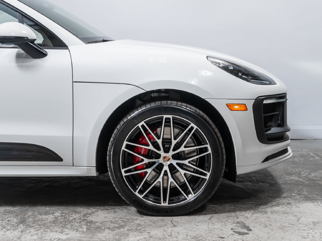 New 2026 Porsche Macan GTS AWD/4WD image 12