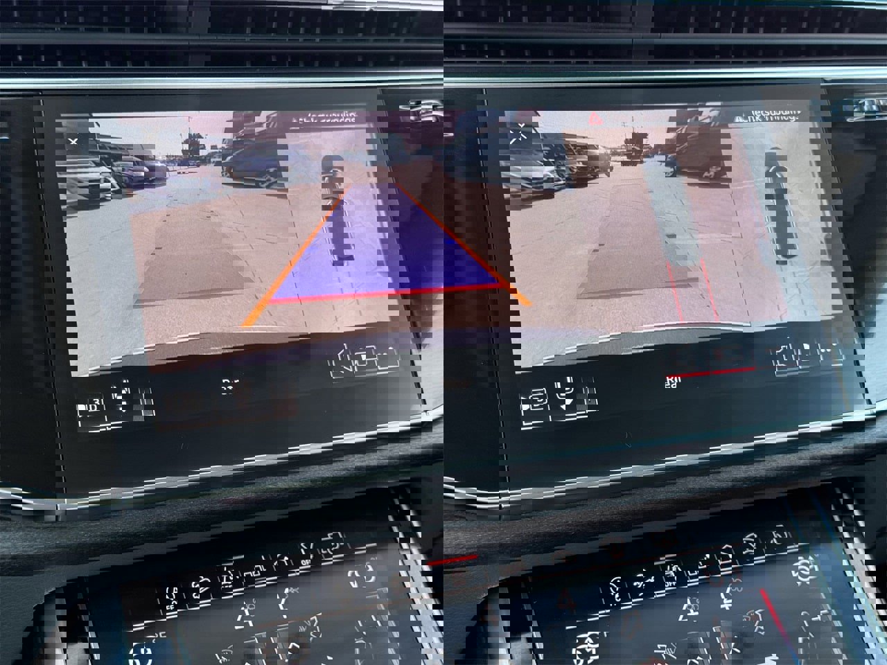 Used 2019 Audi Q8 Prestige image 18