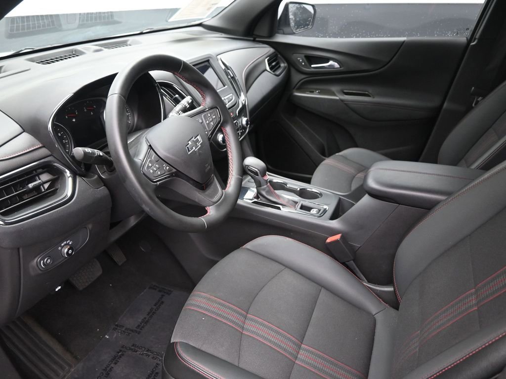 Used 2023 Chevrolet Equinox RS image 11