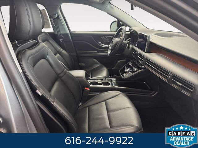 Used 2022 Lincoln Corsair Grand Touring AWD/4WD image 4