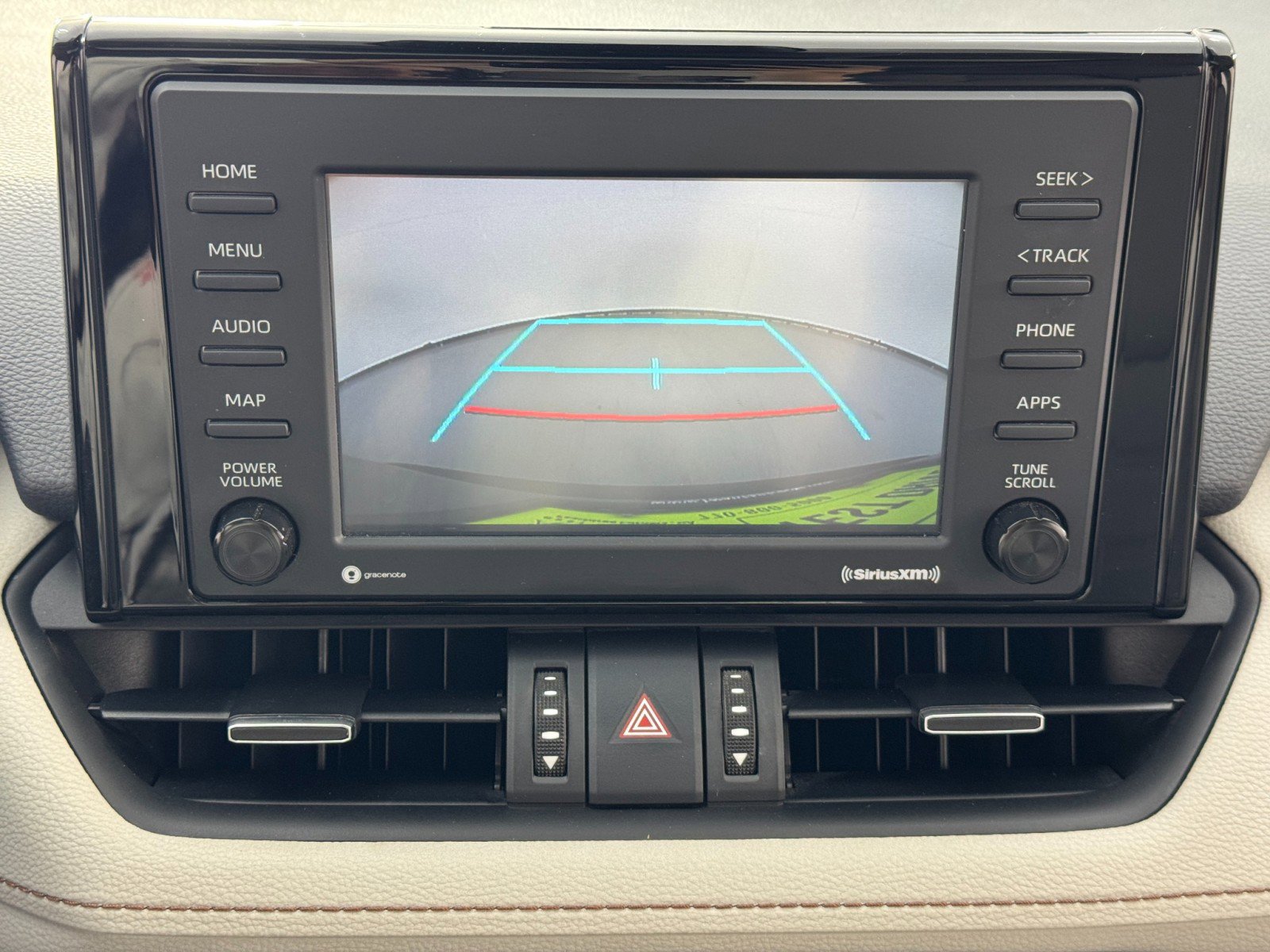 Used 2022 Toyota RAV4 XLE Premium image 25