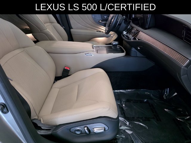 Used 2023 Lexus LS 500 w/ Accessory Package (Z1) RWD image 10