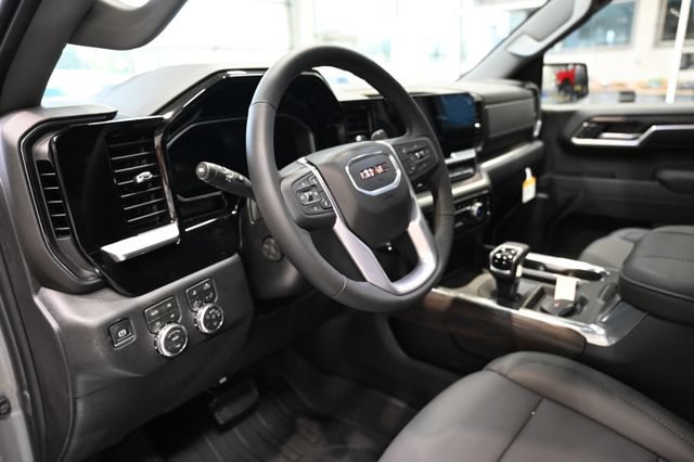New 2026 GMC Sierra 1500 SLT w/ SLT Premium Plus Package AWD/4WD image 23