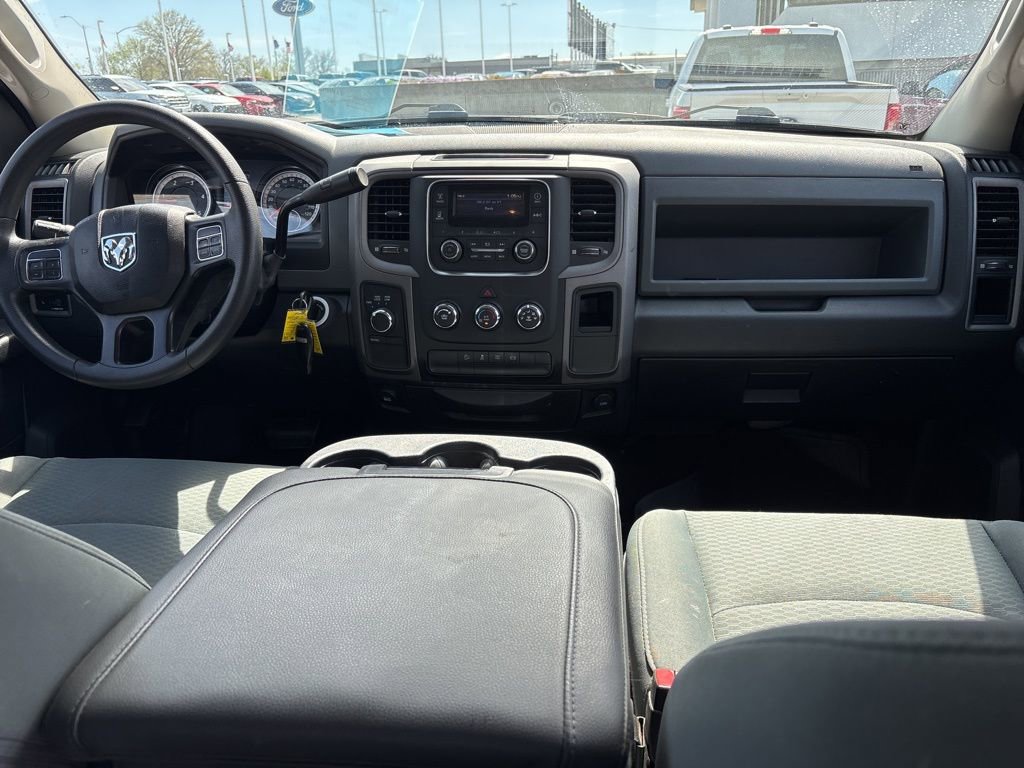 Used 2018 RAM 2500 Tradesman w/ Chrome Appearance Group image 10