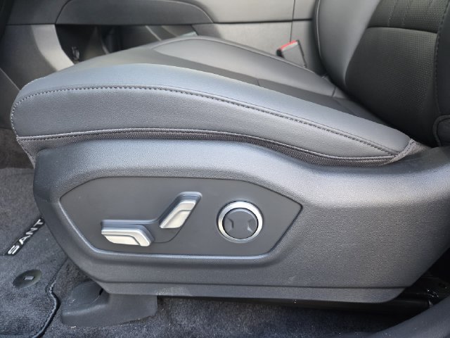 New 2027 Hyundai Santa Fe SEL FWD image 26