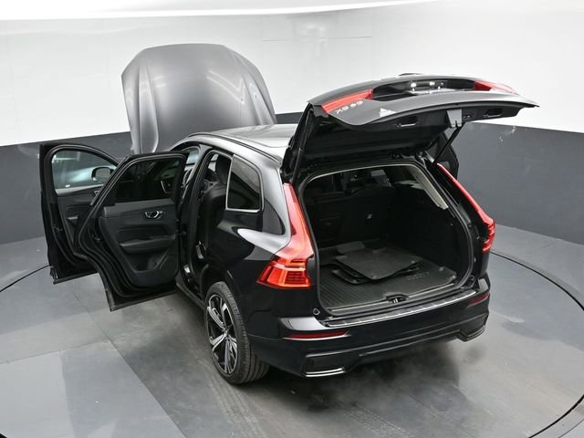 Used 2023 Volvo XC60 B6 Ultimate w/ Protection Package Premier image 50