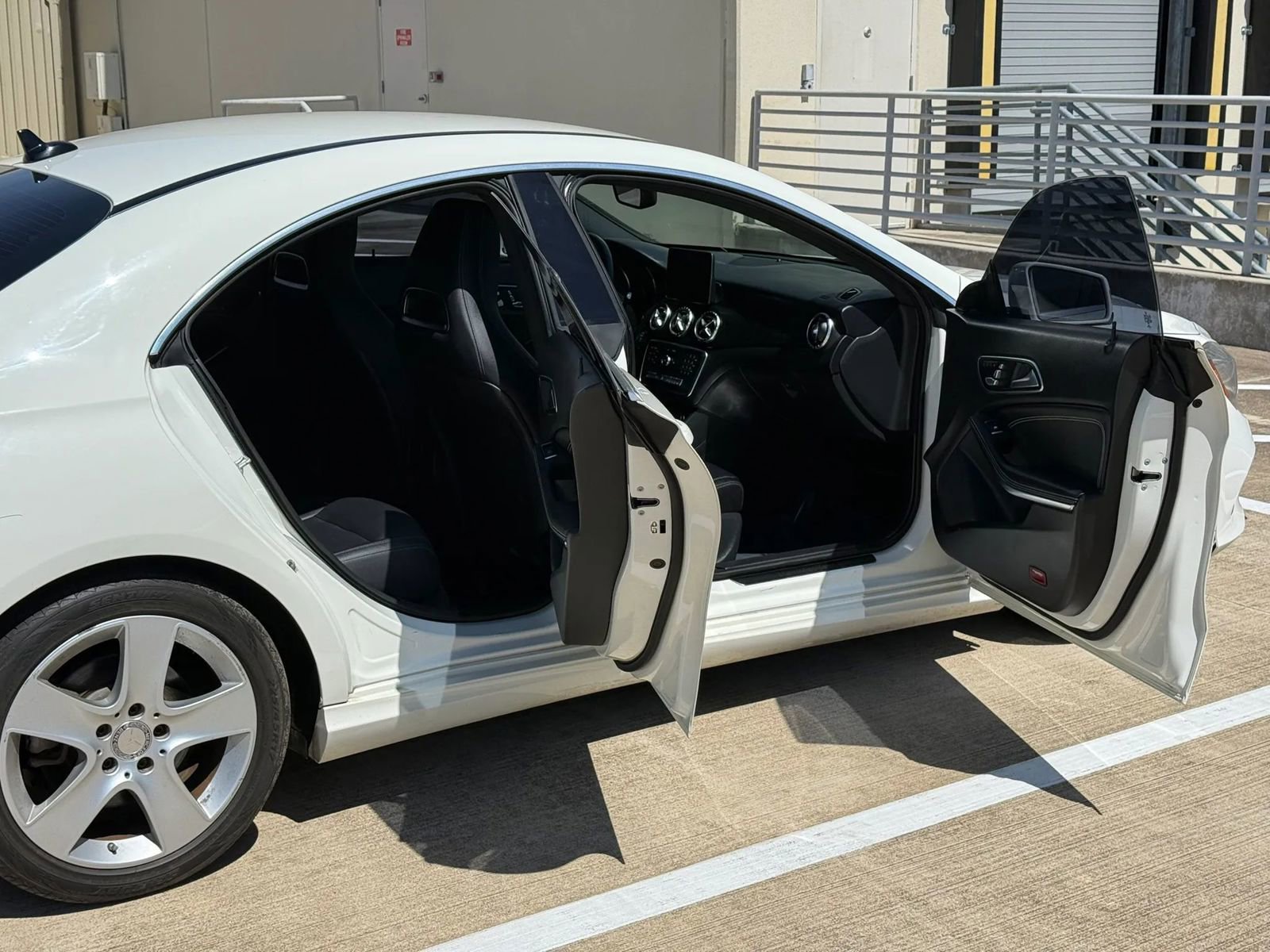 Used 2017 Mercedes-Benz CLA 250 4MATIC image 18