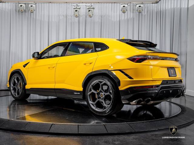 Used 2024 Lamborghini Urus Performante AWD/4WD image 15