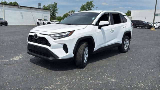 Certified 2025 Toyota RAV4 LE AWD/4WD image 3