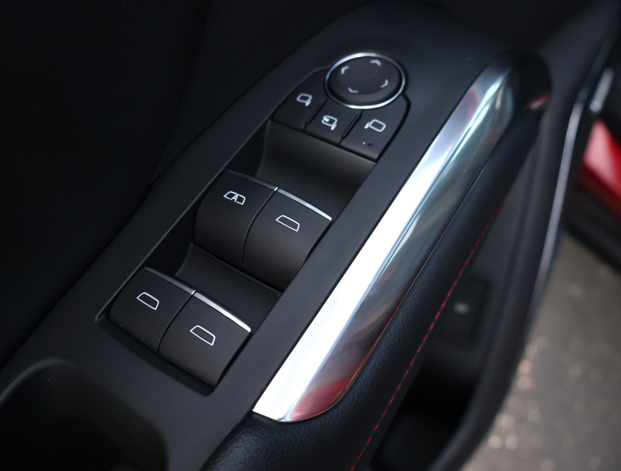 Certified 2024 Chevrolet Traverse RS AWD/4WD image 8