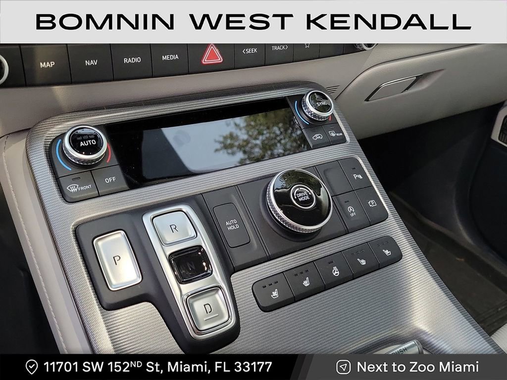 Used 2024 Hyundai Palisade Calligraphy image 20