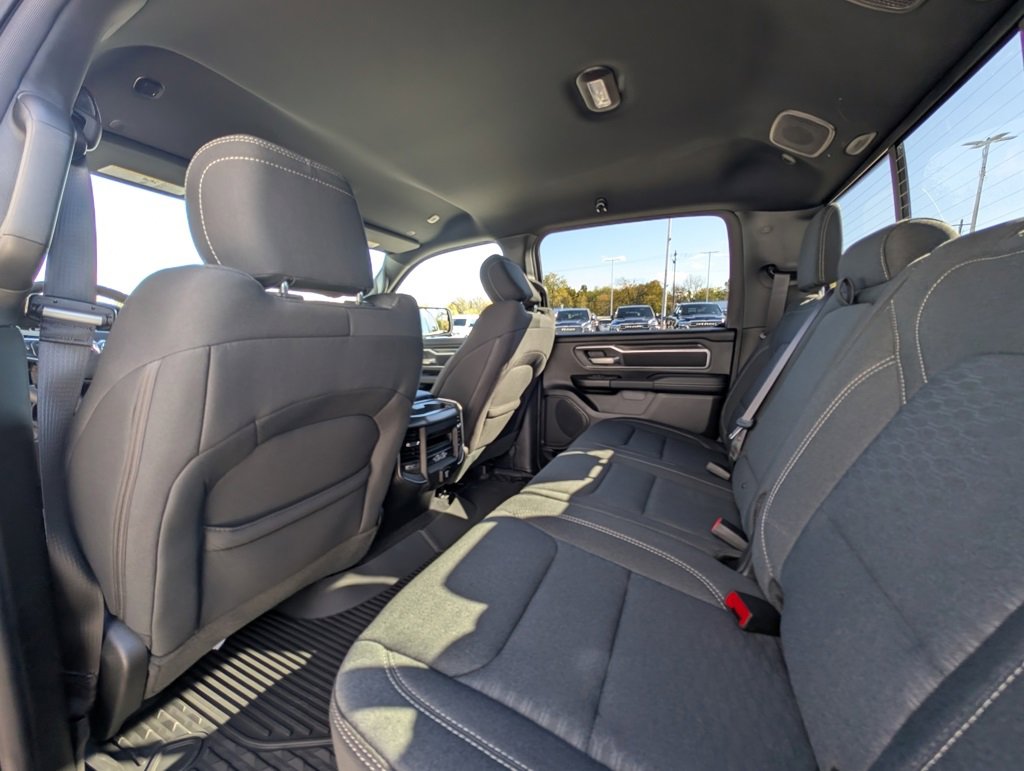 New 2026 RAM 1500 4x4 Crew Cab image 15