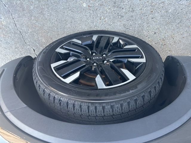 Used 2023 Kia Telluride SX image 40