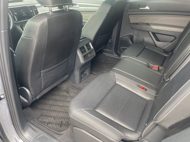 Used 2023 Volkswagen Atlas Cross Sport SEL R-Line image 31