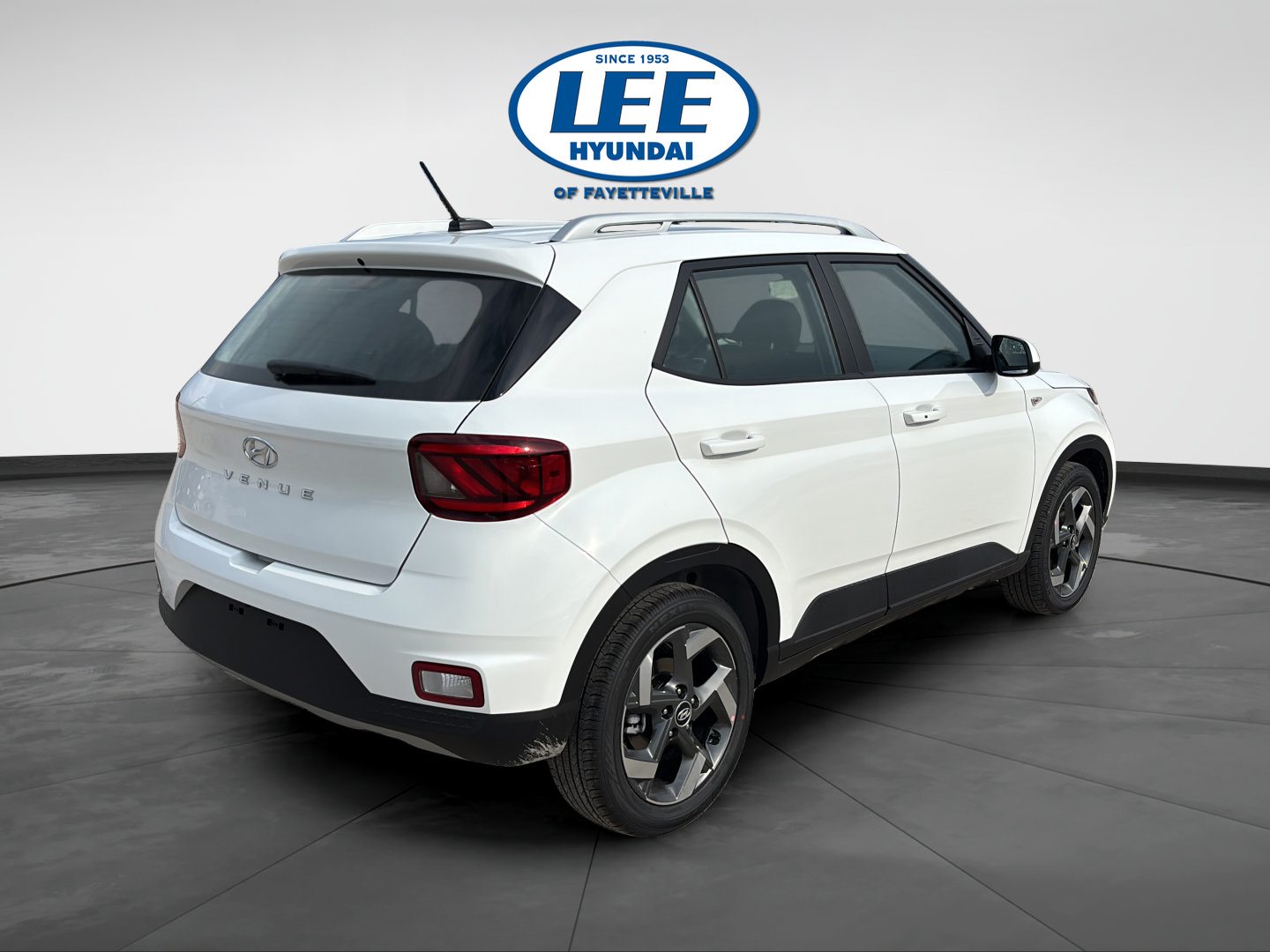 New 2026 Hyundai Venue SEL FWD image 3