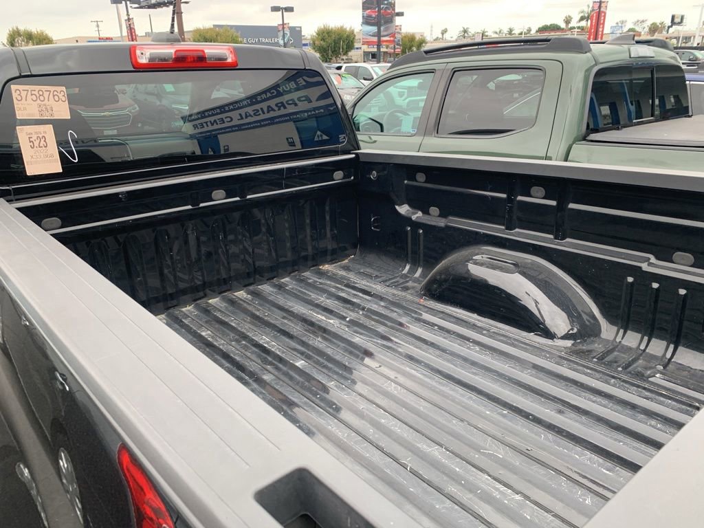 Used 2022 Chevrolet Colorado LT w/ Fleet Safety Package RWD image 11