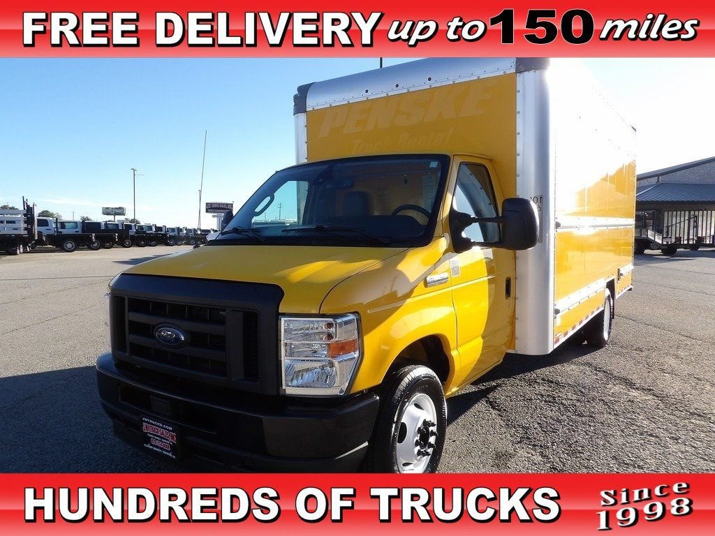 Used 2022 Ford E-350 and Econoline 350 Super Duty RWD image 1