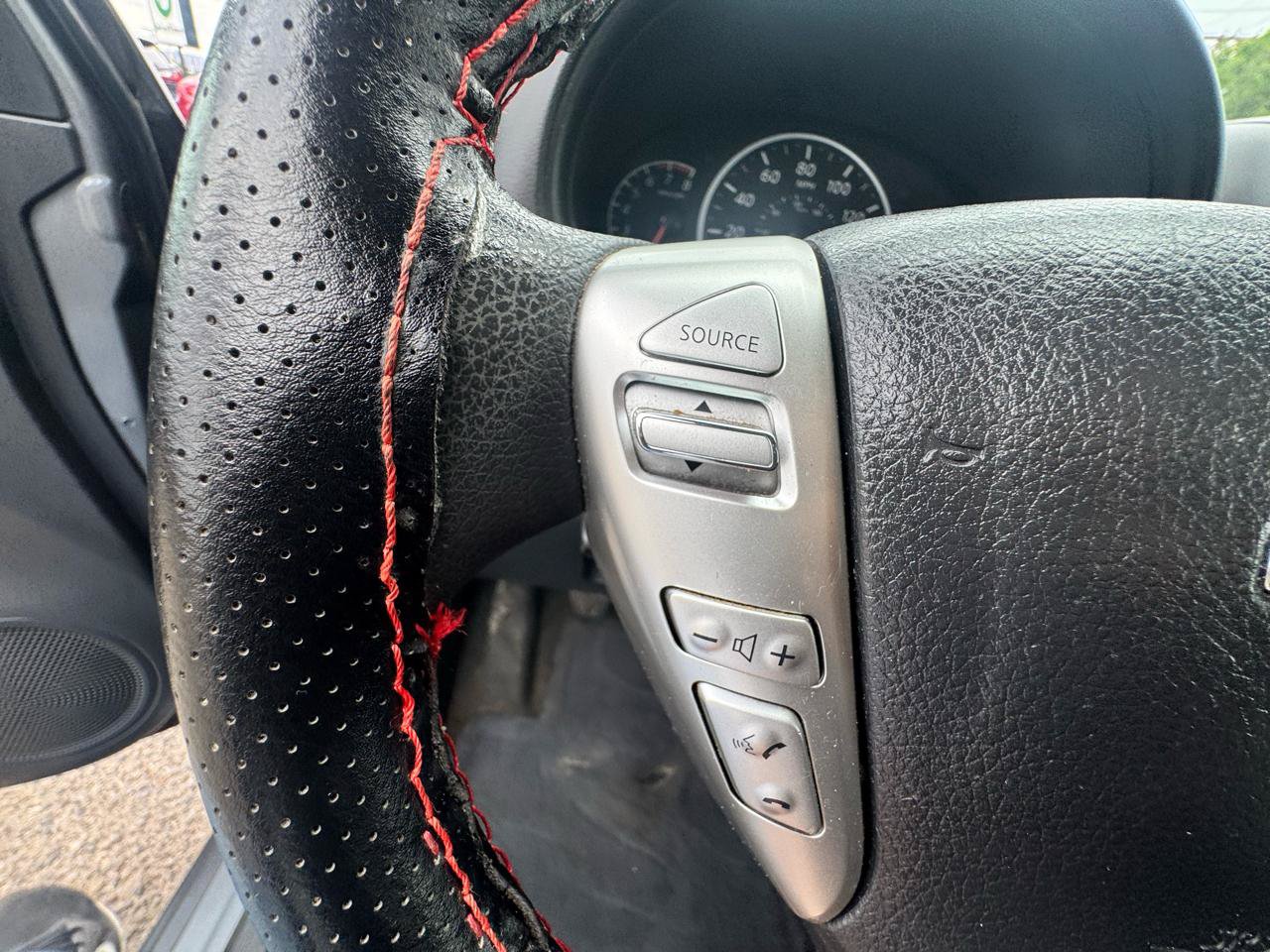 Used 2017 Nissan Versa S FWD image 21