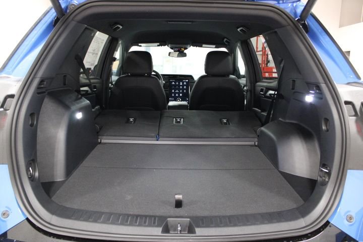 New 2026 GMC Terrain AT4 w/ Convenience Package III image 12