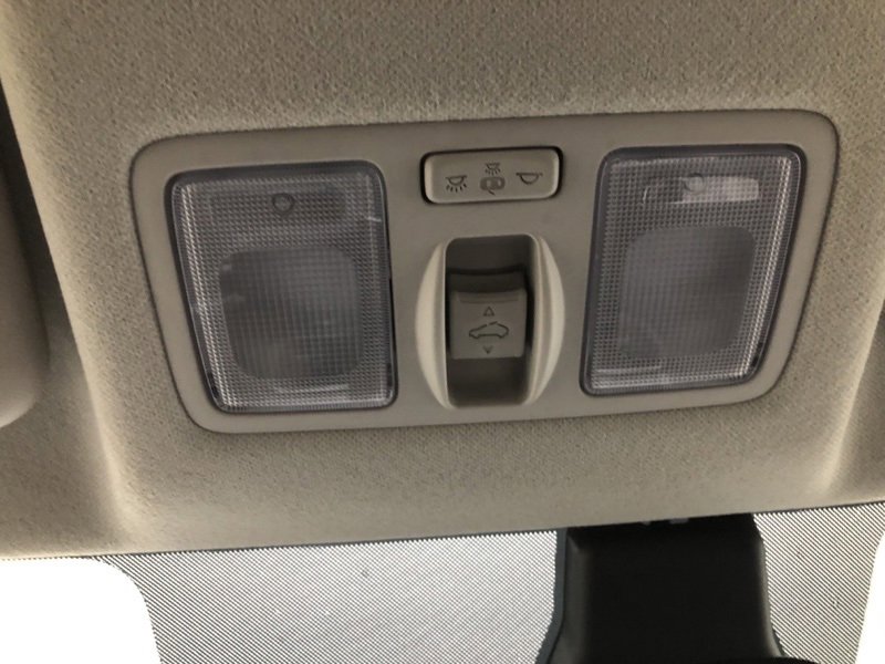 Used 2023 Hyundai Venue SEL image 28