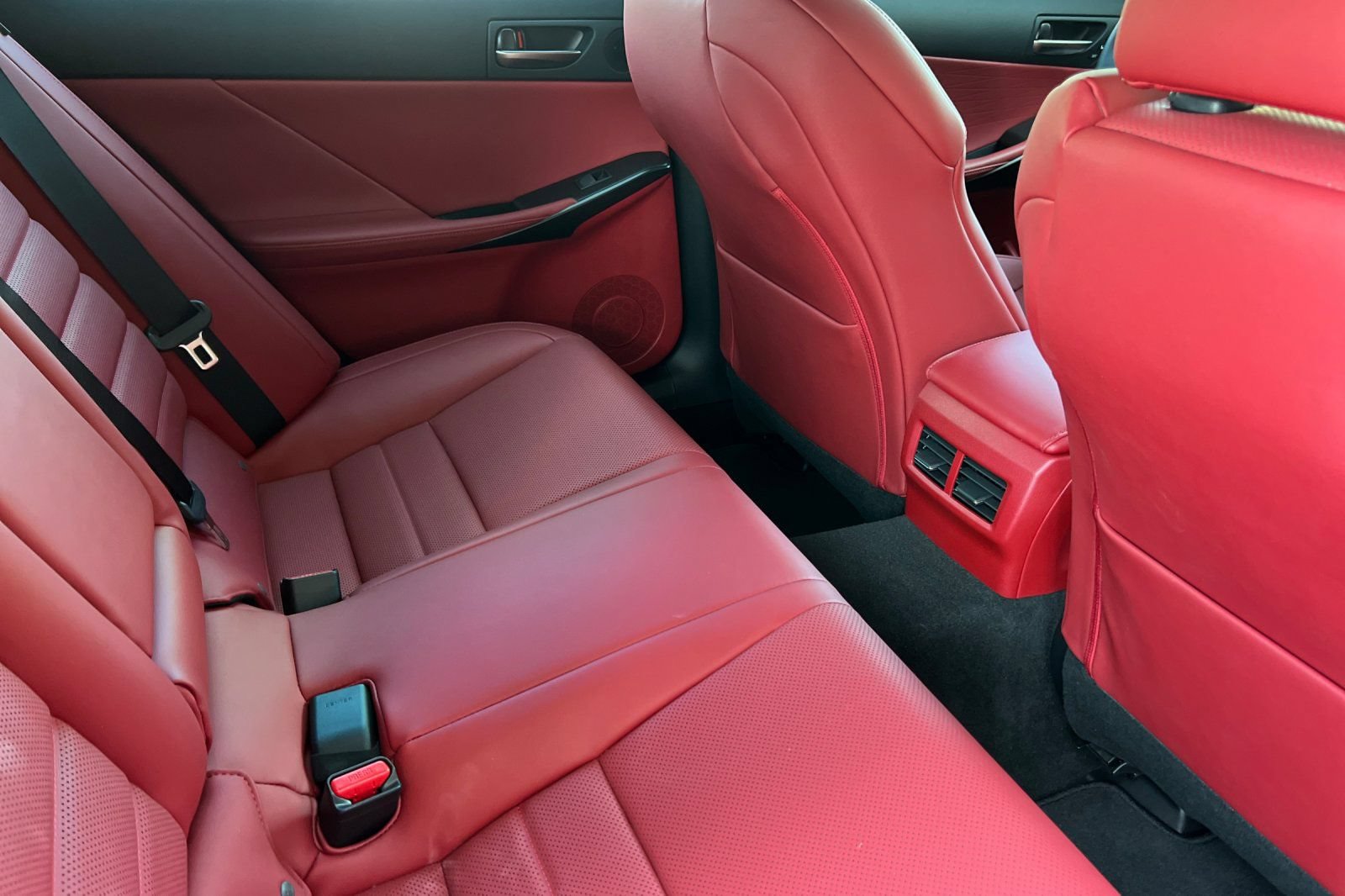 Used 2025 Lexus IS 350 F Sport RWD image 17