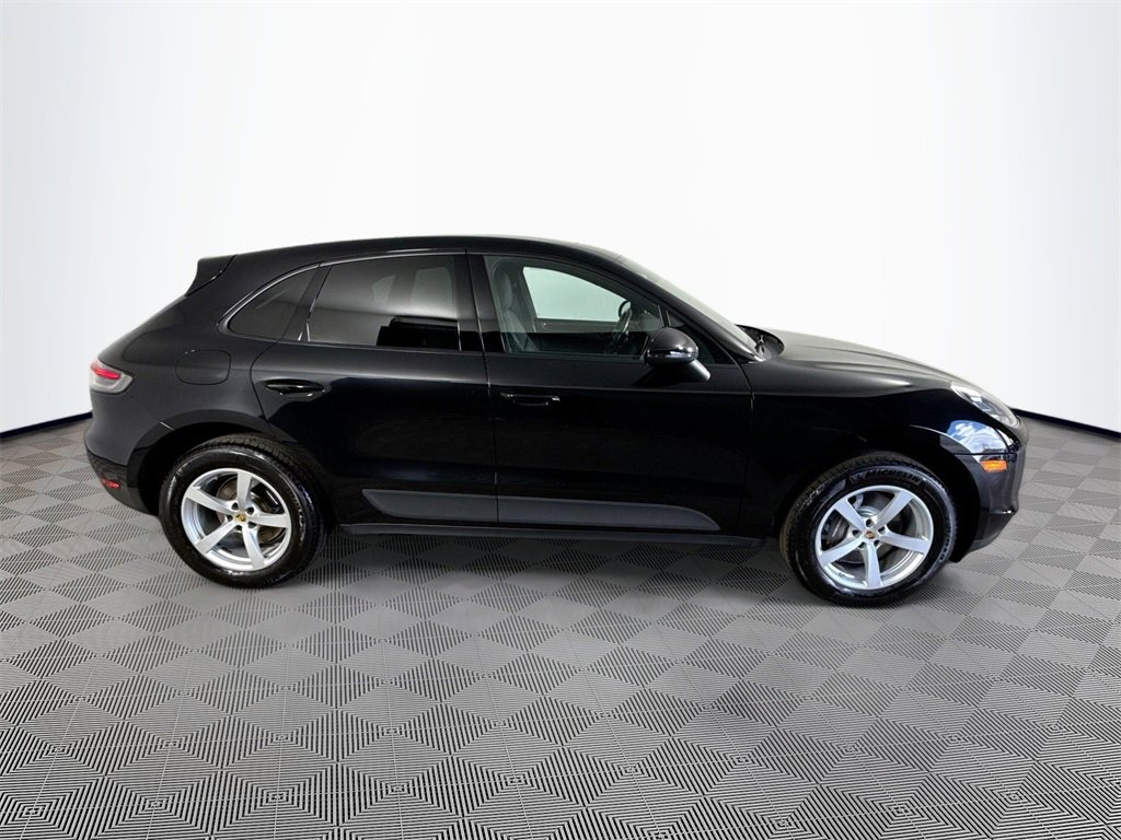 Used 2021 Porsche Macan image 9