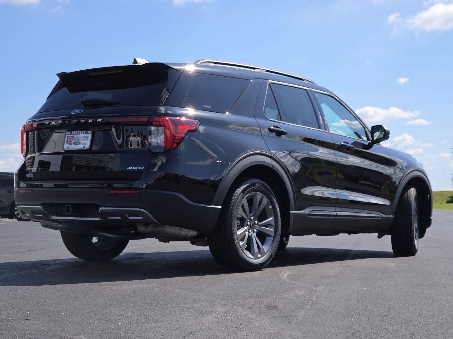 New 2026 Ford Explorer Active w/ Active Comfort Package AWD/4WD image 19