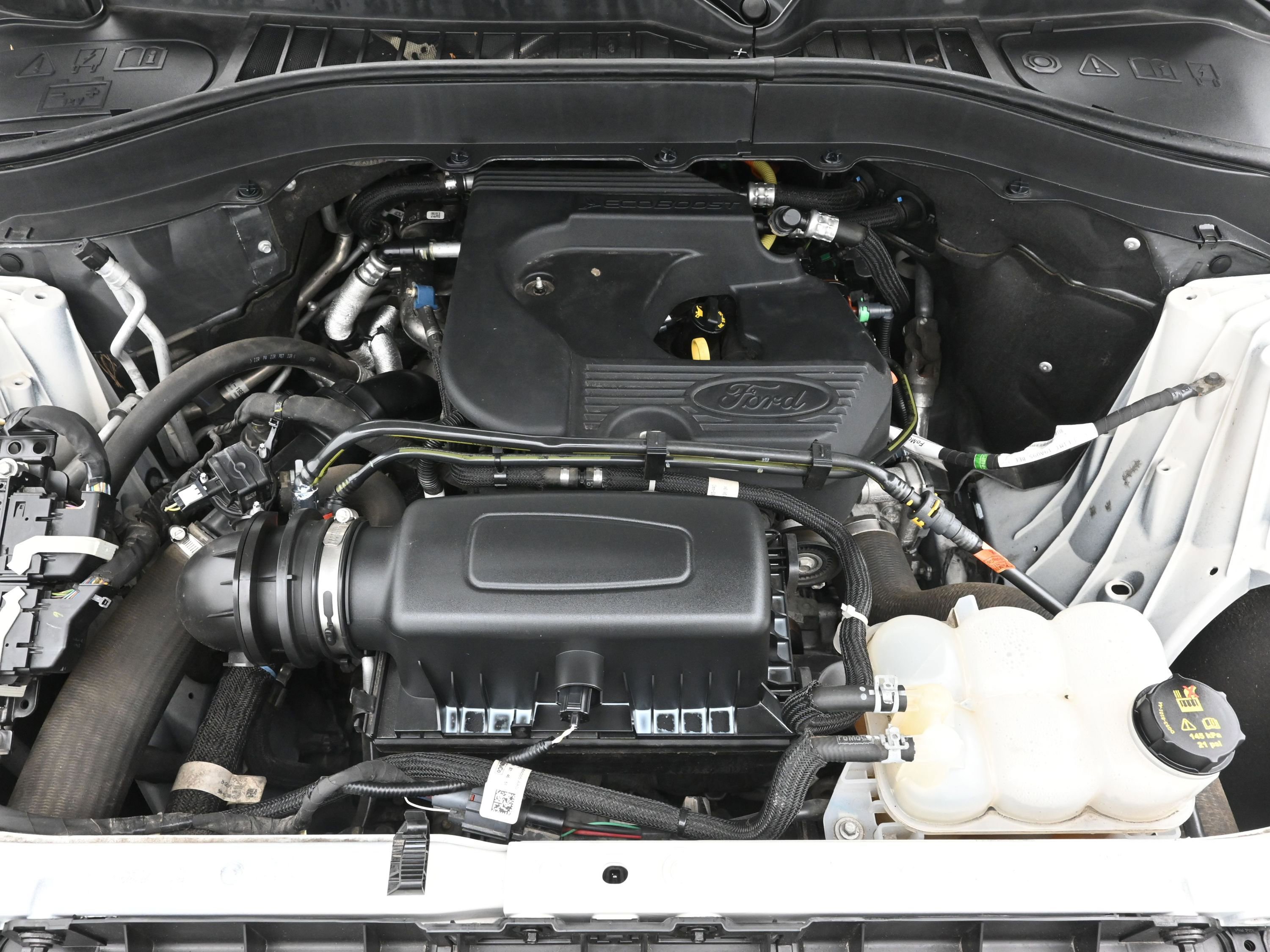 Used 2020 Ford Explorer XLT w/ Equipment Group 202A image 30