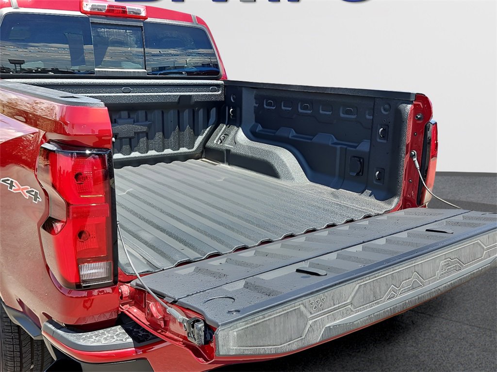 New 2025 Chevrolet Colorado LT w/ LT Convenience Package image 10