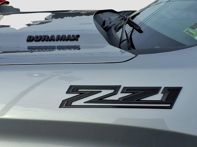 Used 2023 Chevrolet Silverado 1500 LT w/ Z71 Off-Road Package image 13