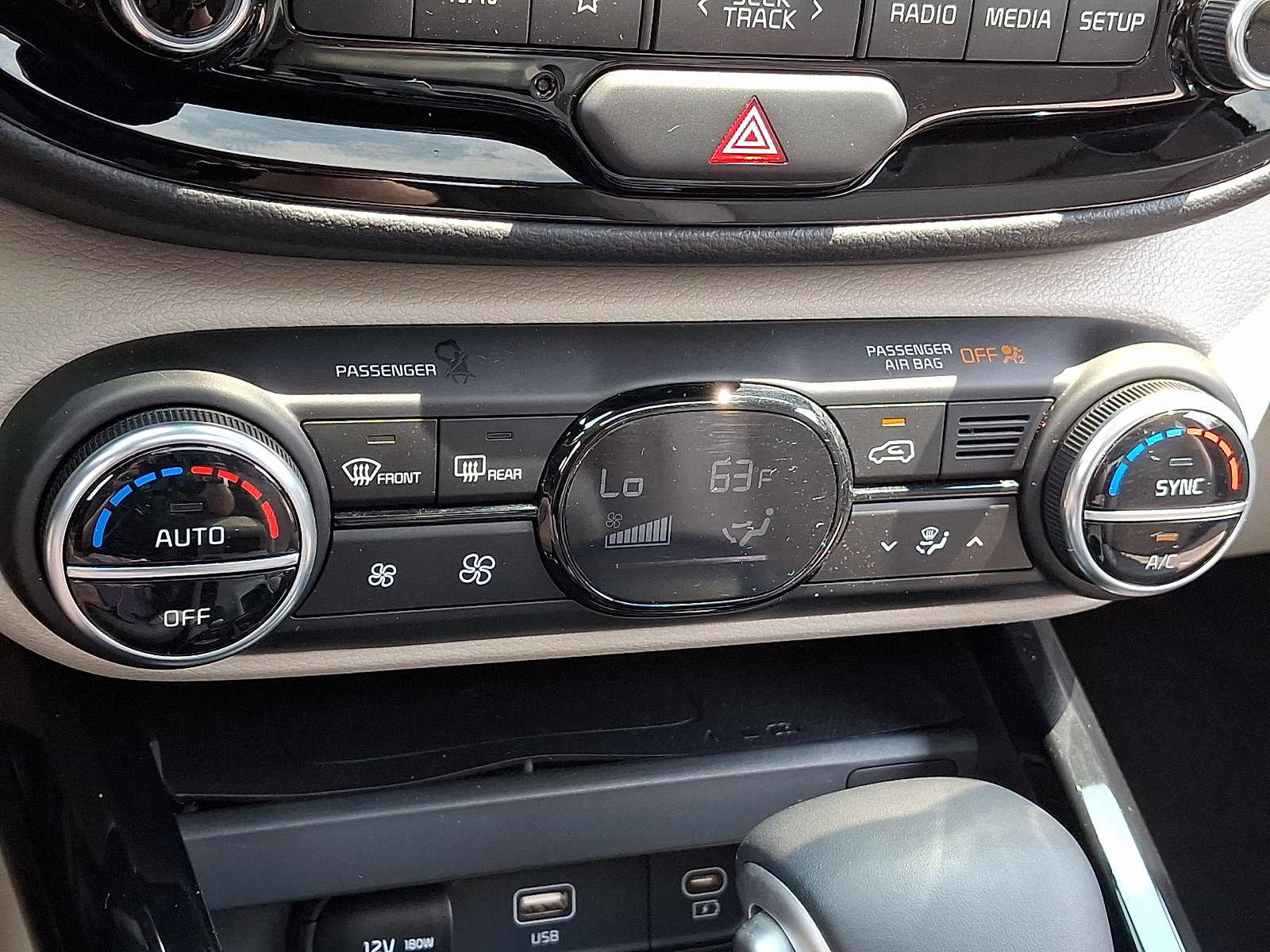 Certified 2024 Kia Soul EX FWD image 15