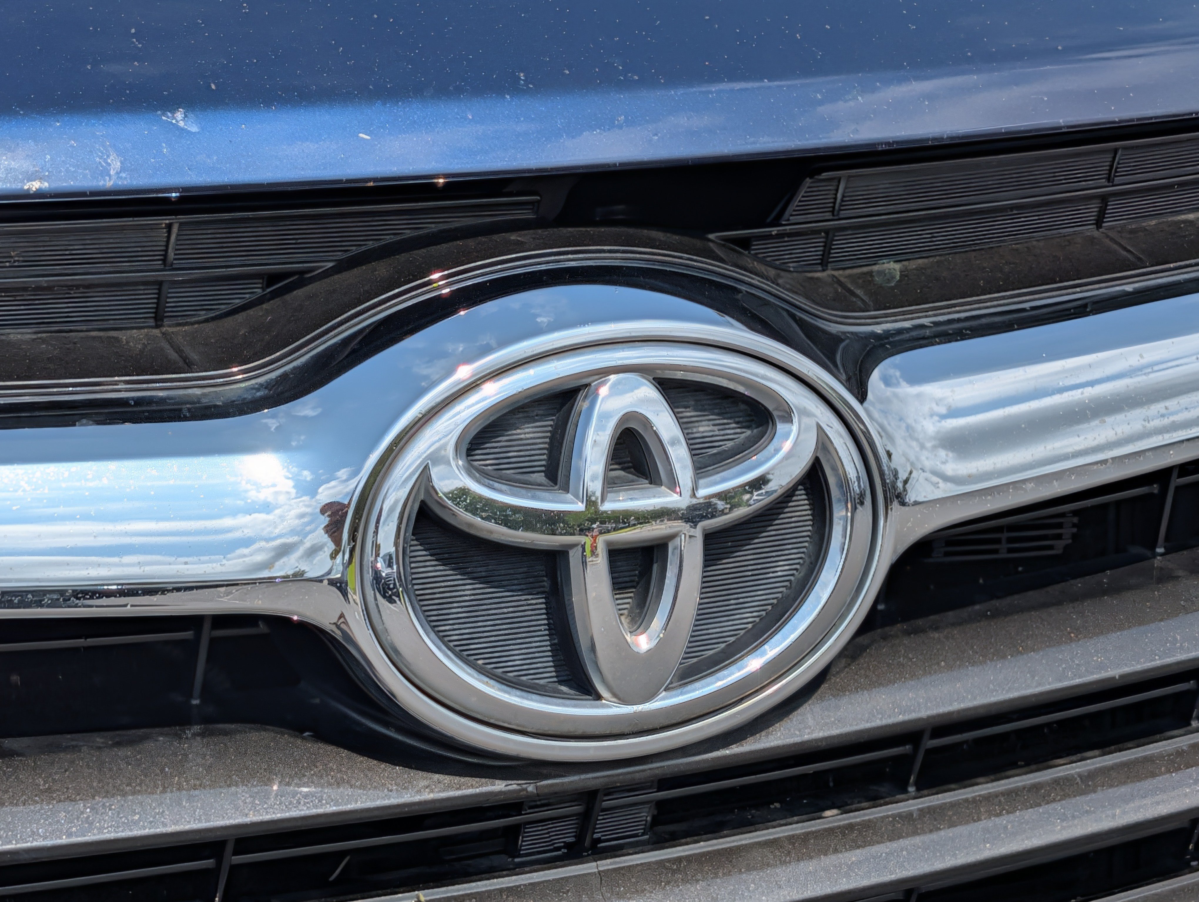 Used 2015 Toyota Highlander XLE AWD/4WD image 8