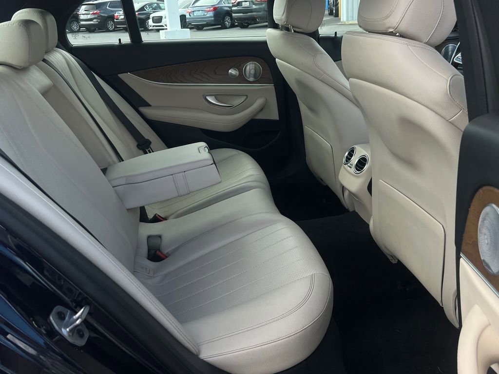 Used 2019 Mercedes-Benz E 300 image 16