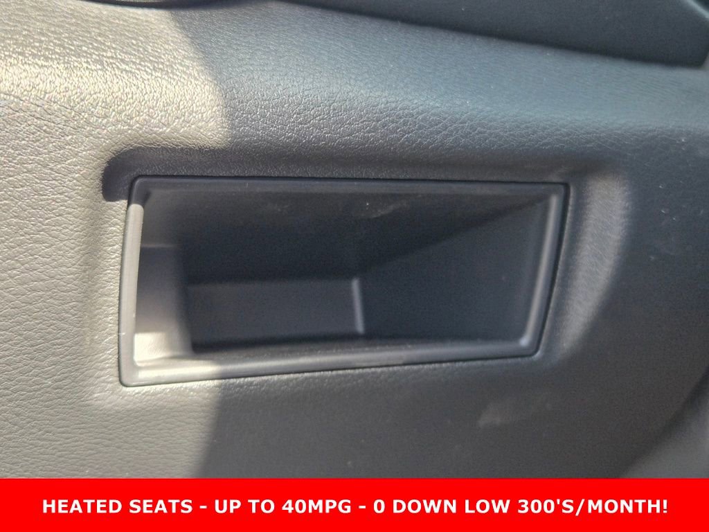 New 2025 Nissan Versa SR w/ Trunk Package FWD image 25