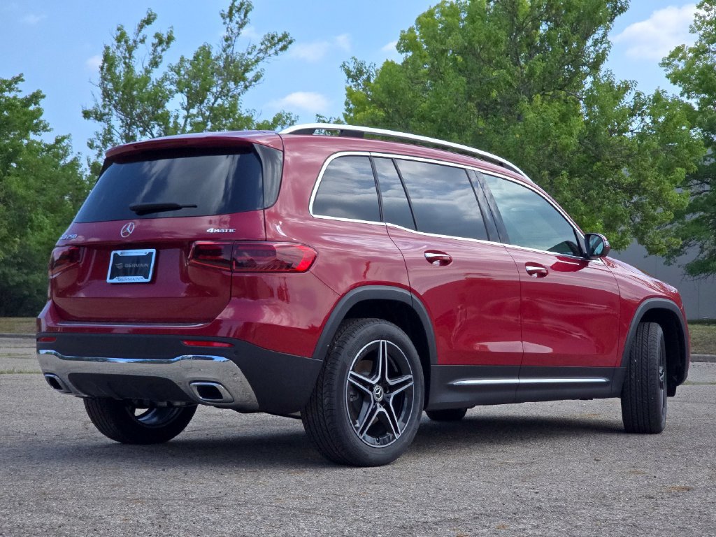 New 2026 Mercedes-Benz GLB 250 4MATIC image 16
