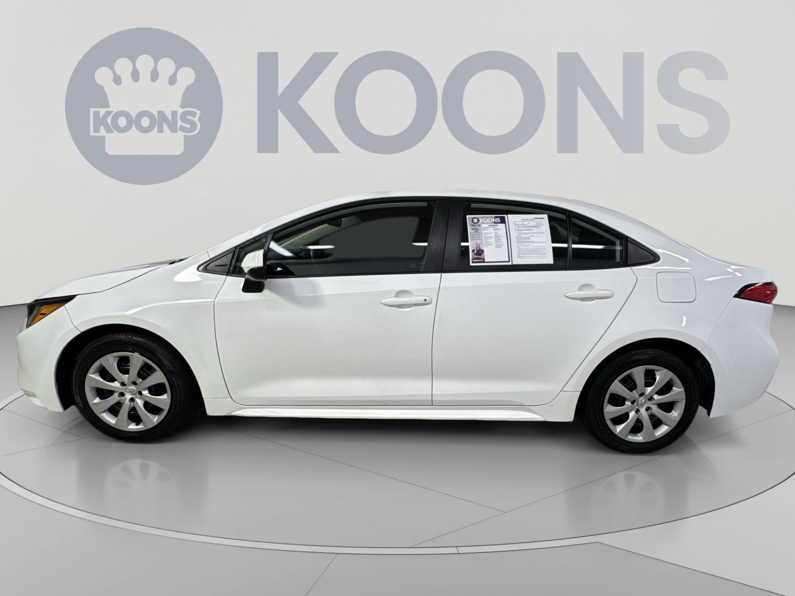 Used 2023 Toyota Corolla LE FWD image 17