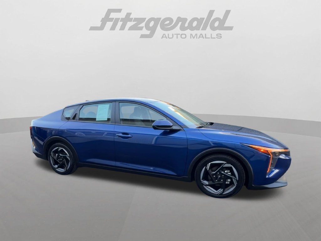 Used 2025 Kia K4 EX FWD image 2