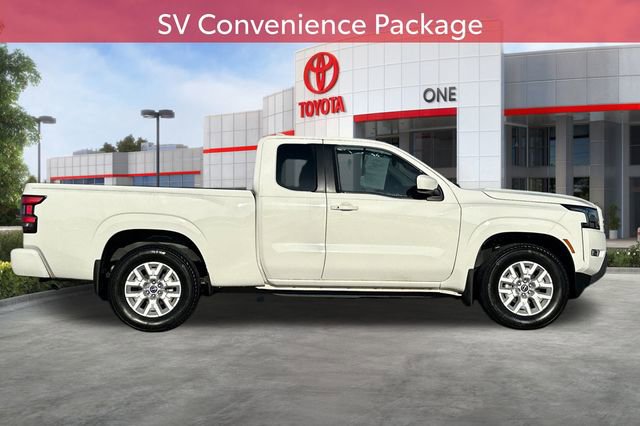 Used 2023 Nissan Frontier SV w/ SV Convenience Package image 3